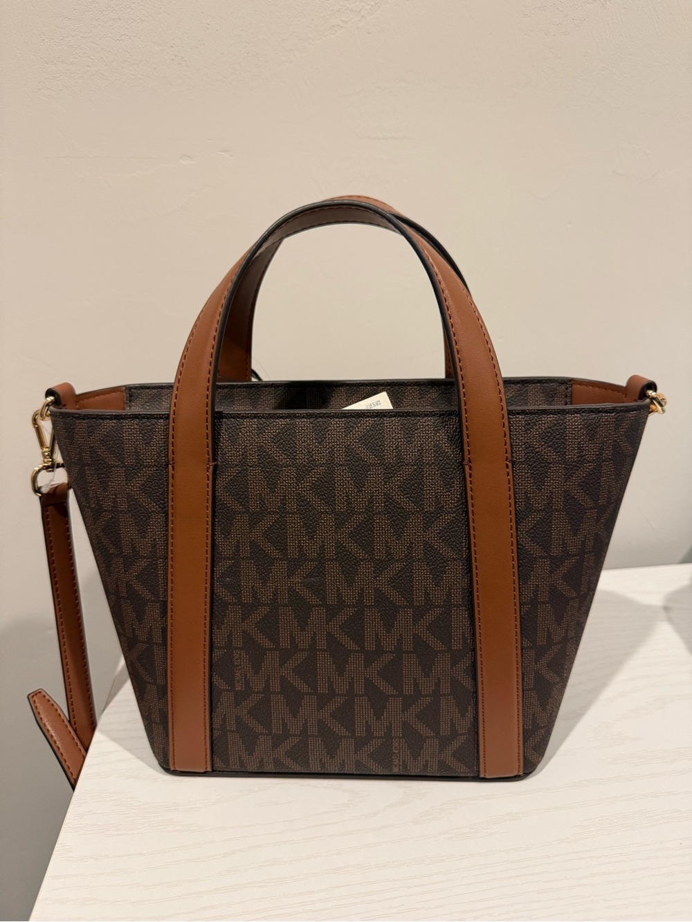 Michael Kors Brown MK Signature Satchel with Tan Trim - Picture 2 of 3